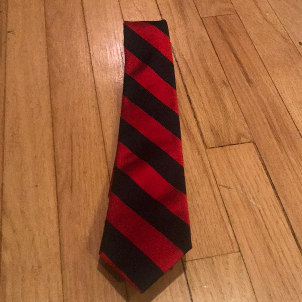 Men’s dress tie